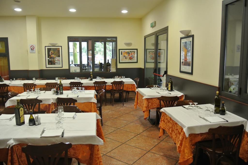 Arlecchino Hotel Castel San Pietro Terme Exterior photo